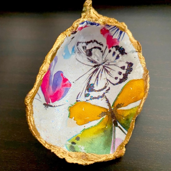 RAINBOW DECOUPAGE BUTTERFLY RING DISH TRAY - Picture 2 of 6